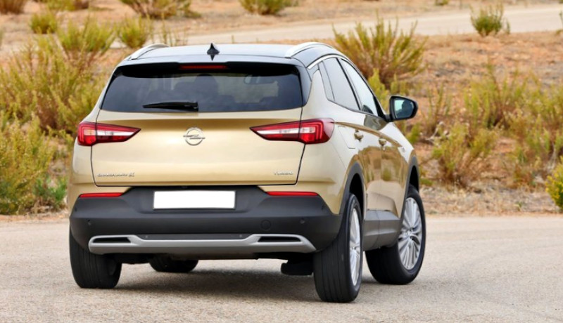 Opel Grandland X 1.2 Turbo