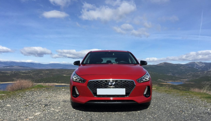 El Hyundai i30 1.4 T-GDI 140CV. Resalta a simple vista la renovación de su imágen.