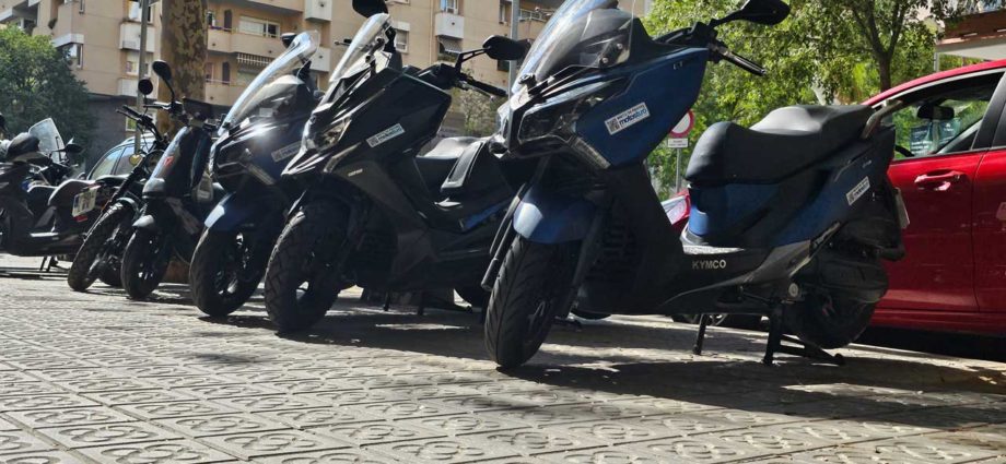 alquiler moto Formentera